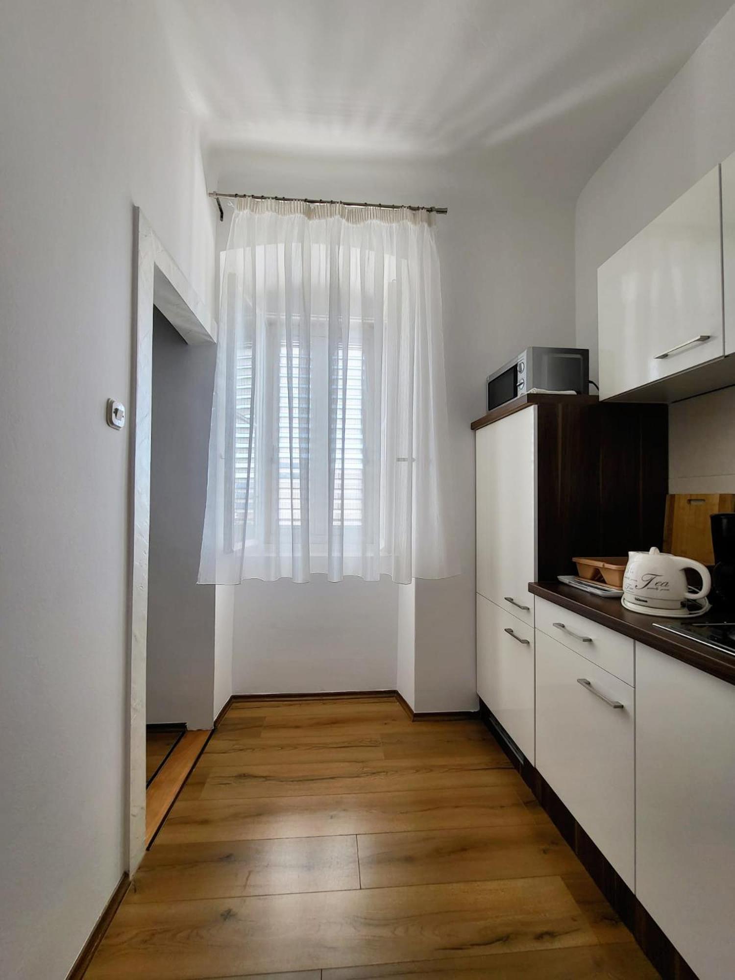 Apartment Miljas 2 *